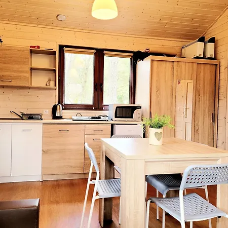 Doborowy Nad Brzegiem Jeziora Wdzydzkiego Kaszuby Ferienhaus